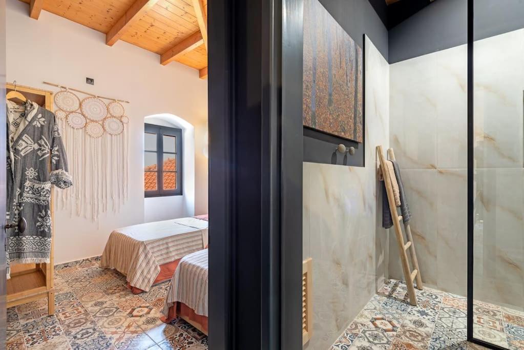 Villa Aiolia Kondoyenádha Exteriör bild